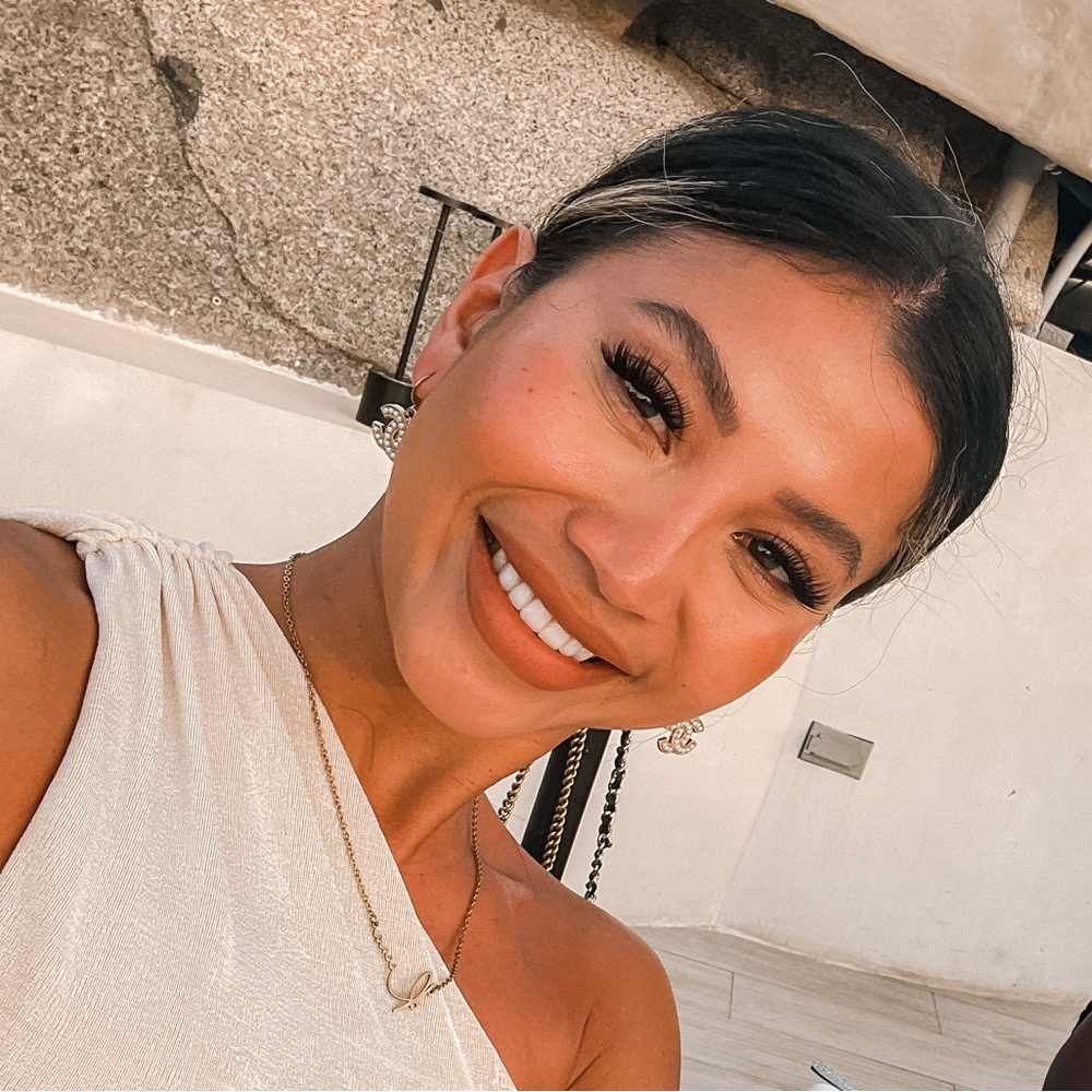 Meet your Posher, Reena